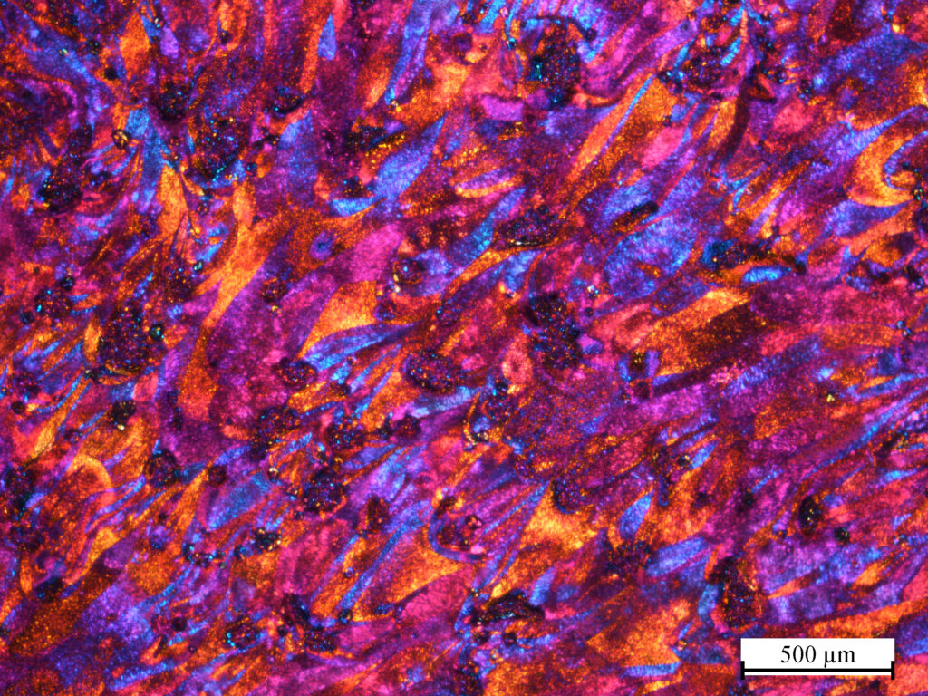 unedited polarized light microscope image shows the crystal morphology of a special type of polyhedral oligomeric silsesquioxane